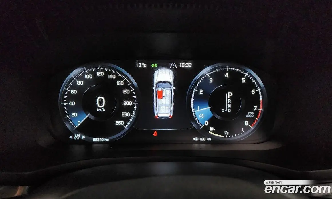 Volvo V60 2020 2.0 автомат (гидро), фото 11 Volvo V60 2020 2.0 автомат (гидро), фото 11