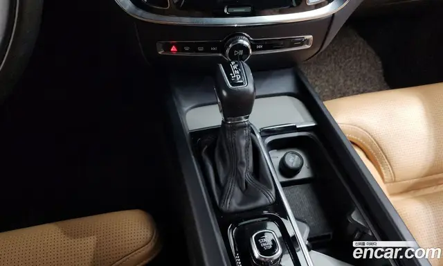 Volvo V60 2020 2.0 автомат (гидро), миниатюра 12
