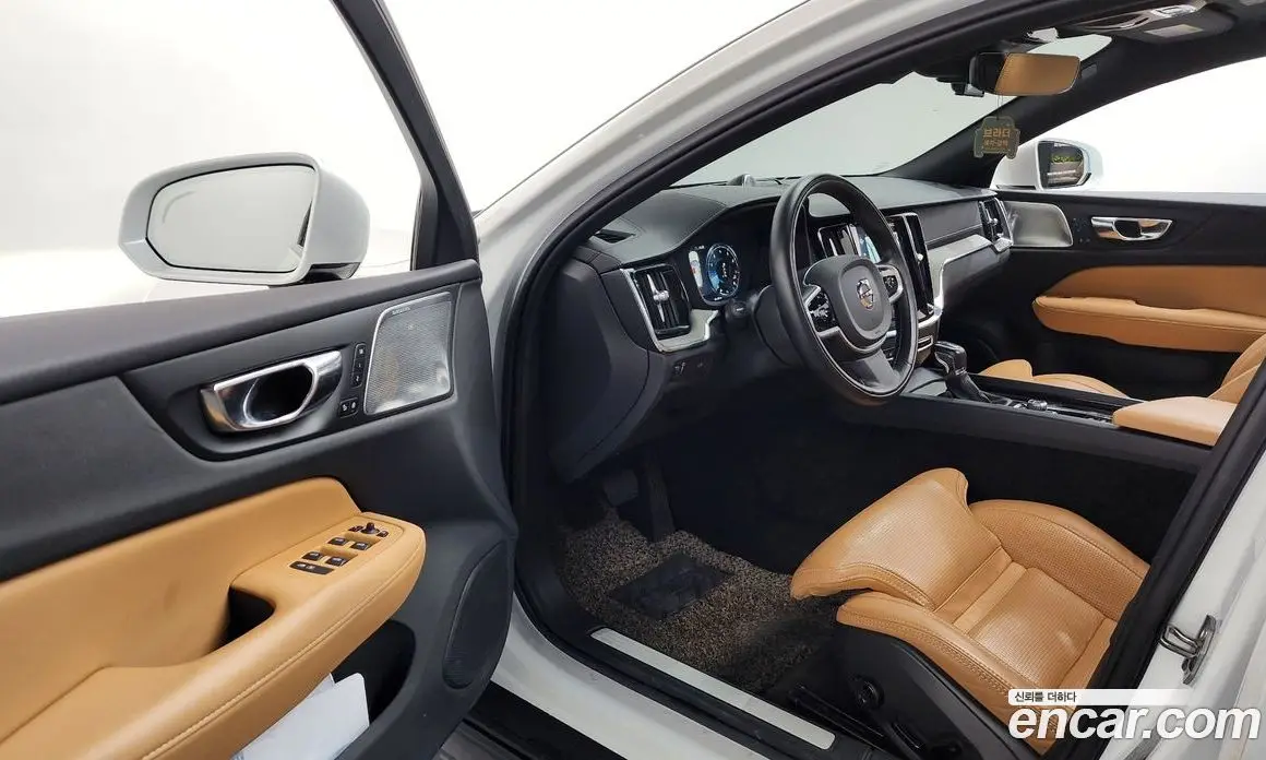 Volvo V60 2020 2.0 автомат (гидро), фото 13 Volvo V60 2020 2.0 автомат (гидро), фото 13