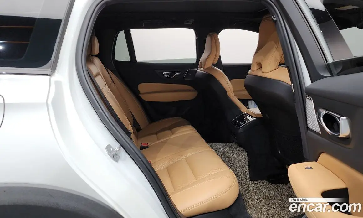 Volvo V60 2020 2.0 автомат (гидро), фото 16 Volvo V60 2020 2.0 автомат (гидро), фото 16