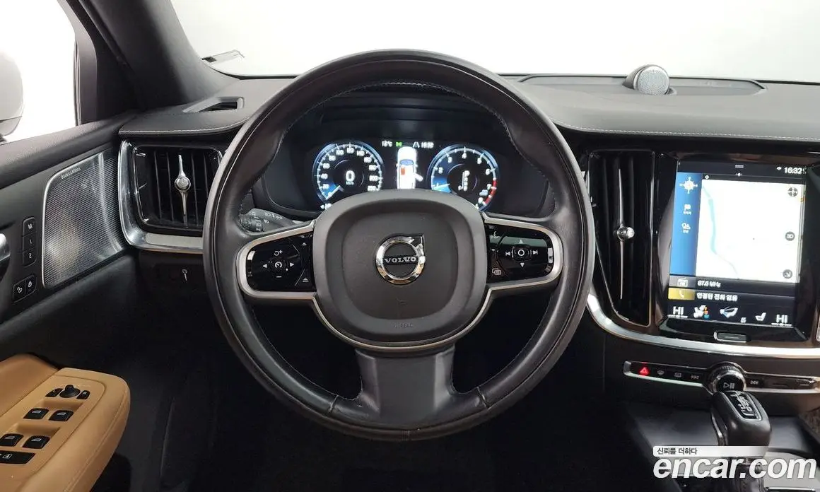 Volvo V60 2020 2.0 автомат (гидро), фото 18 Volvo V60 2020 2.0 автомат (гидро), фото 18
