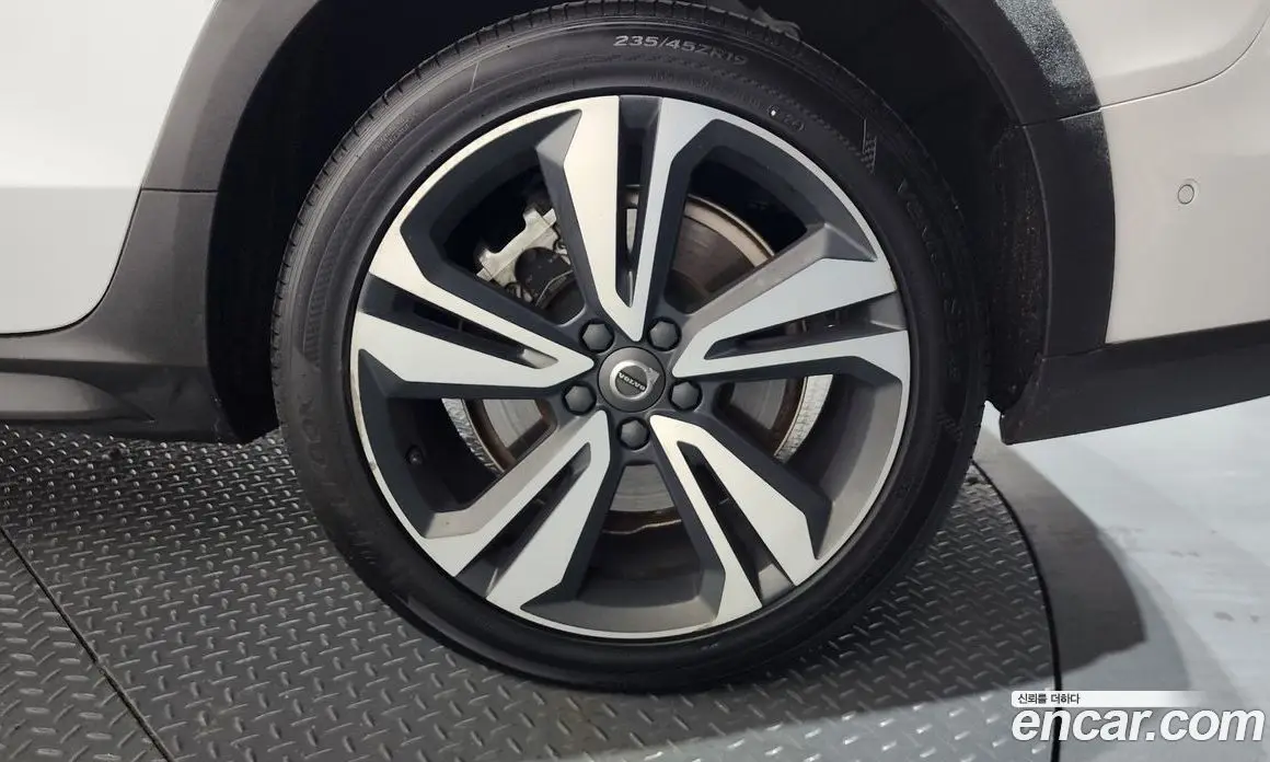 Volvo V60 2020 2.0 автомат (гидро), фото 7 Volvo V60 2020 2.0 автомат (гидро), фото 7
