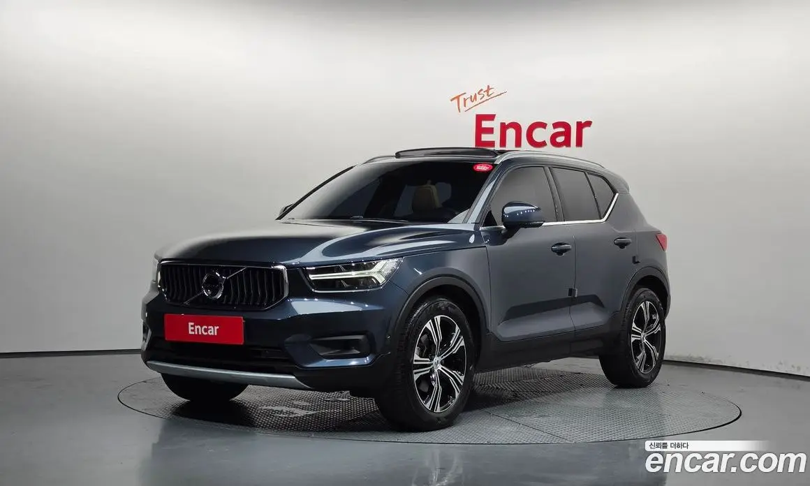 Volvo XC40 2019 2.0 автомат (гидро), фото 1 Volvo XC40 2019 2.0 автомат (гидро), фото 1
