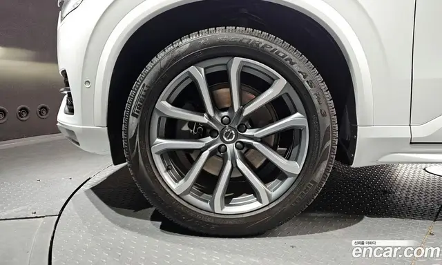 Volvo XC90 2019 2.0 автомат (гидро), миниатюра 5 Volvo XC90 2019 2.0 автомат (гидро), миниатюра 5