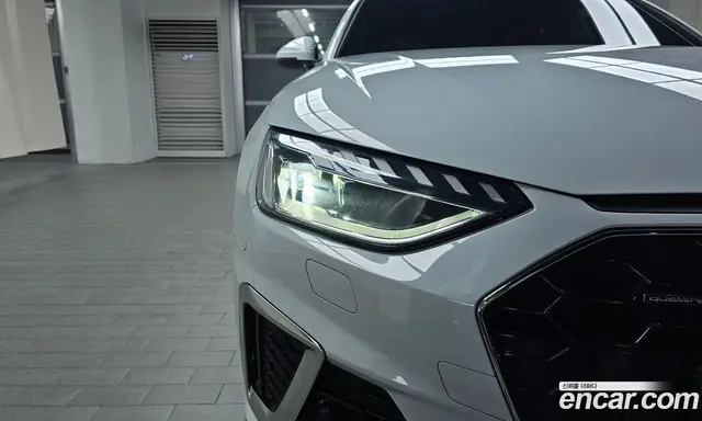 Audi A4 2021 2.0 автомат (гидро), миниатюра 8