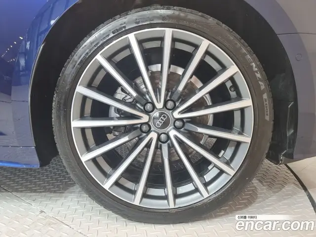 Audi A5 2023 2.0 автомат (гидро), миниатюра 5 Audi A5 2023 2.0 автомат (гидро), миниатюра 5