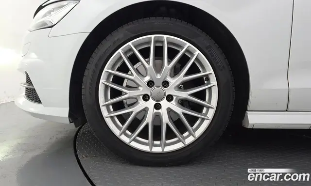 Audi A6 2018 2.0 автомат (гидро), миниатюра 5