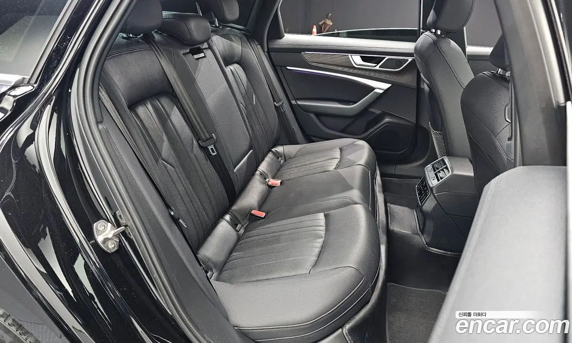 Audi A6 2020 2.0 автомат (гидро), фото 17 Audi A6 2020 2.0 автомат (гидро), фото 17