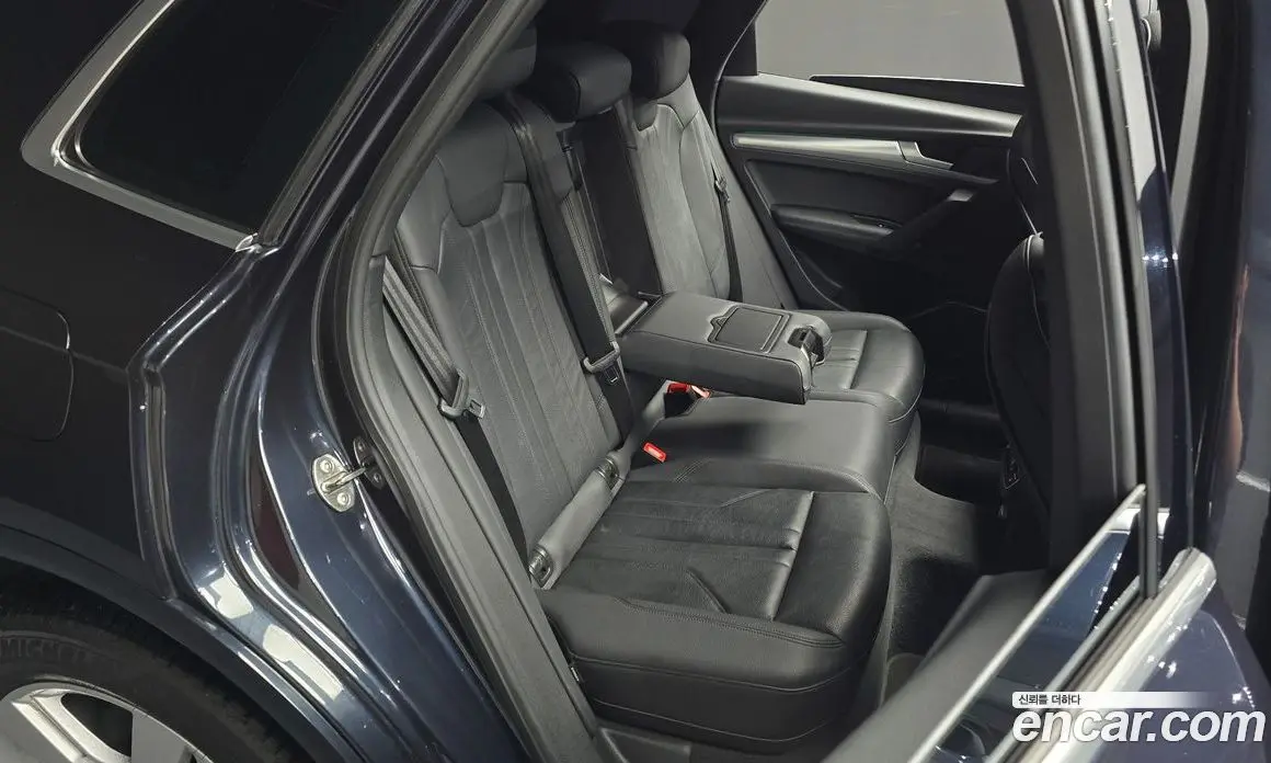 Audi Q5 2020 2.0 автомат (гидро), фото 16