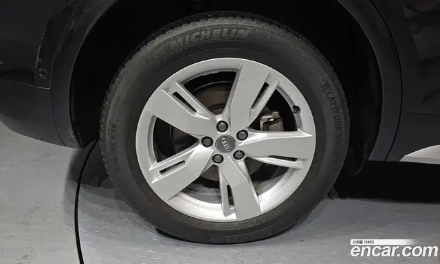 Audi Q5 2020 2.0 автомат (гидро), миниатюра 5