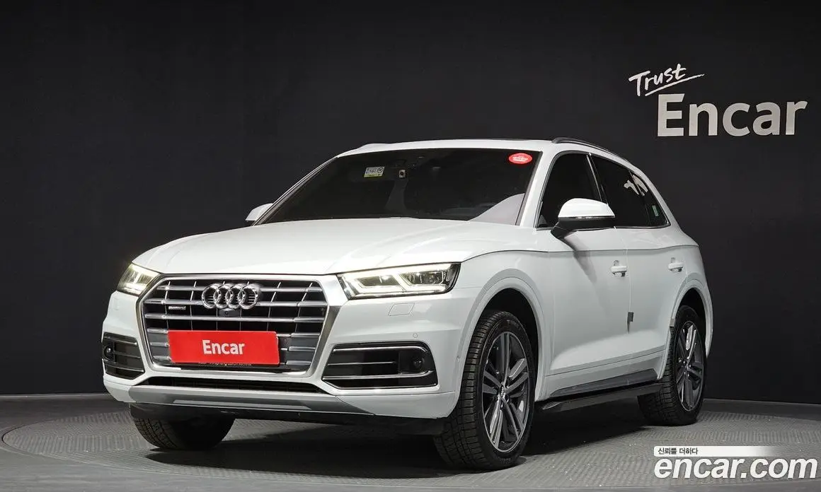 Audi Q5 2020 3.0 автомат (гидро), фото 1 Audi Q5 2020 3.0 автомат (гидро), фото 1