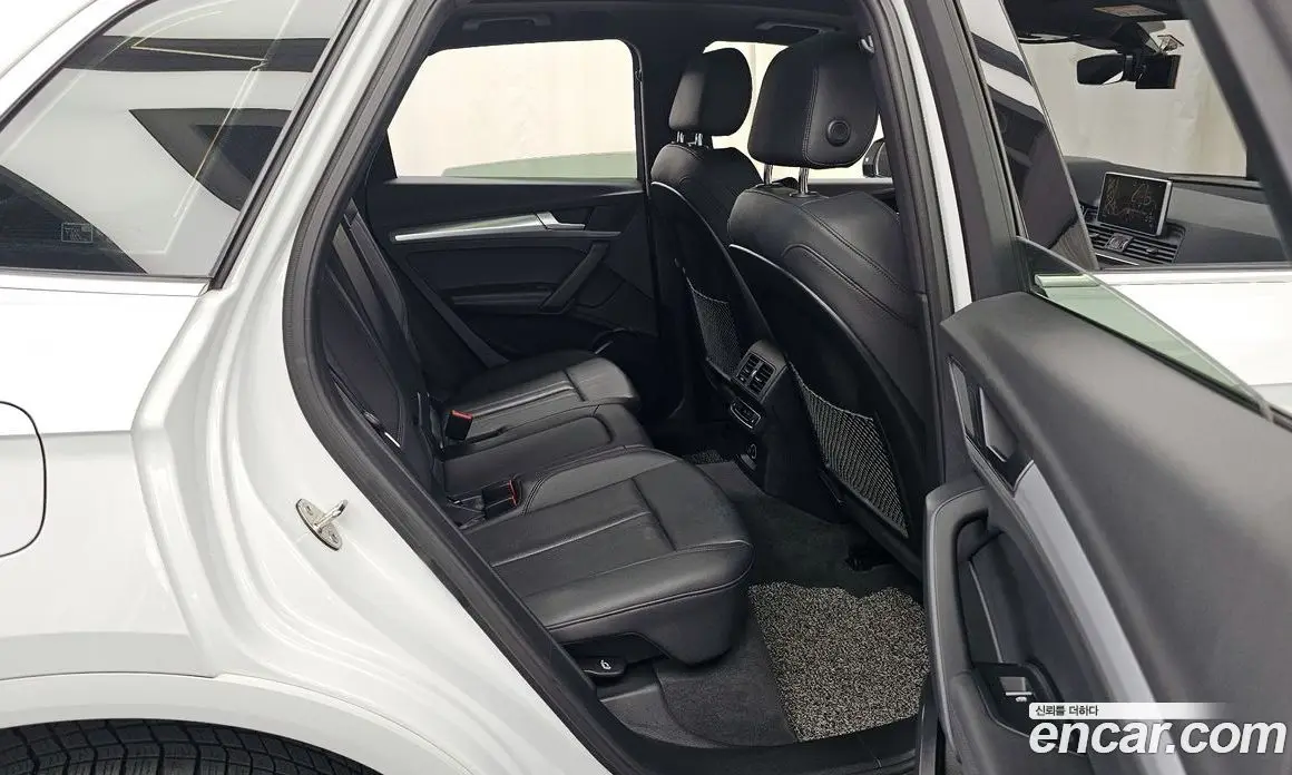 Audi Q5 2020 3.0 автомат (гидро), фото 18 Audi Q5 2020 3.0 автомат (гидро), фото 18