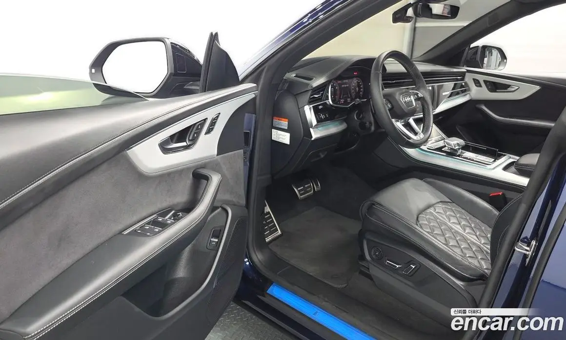 Audi Q8 2023 3.0 автомат (гидро), фото 13