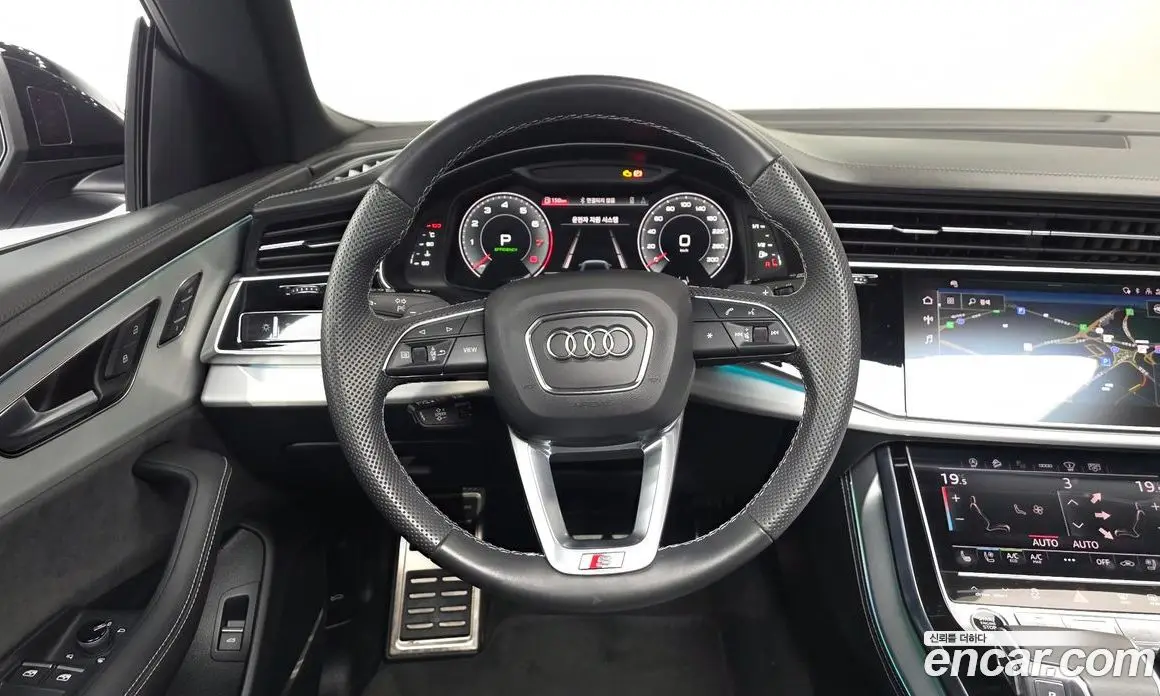 Audi Q8 2023 3.0 автомат (гидро), фото 18