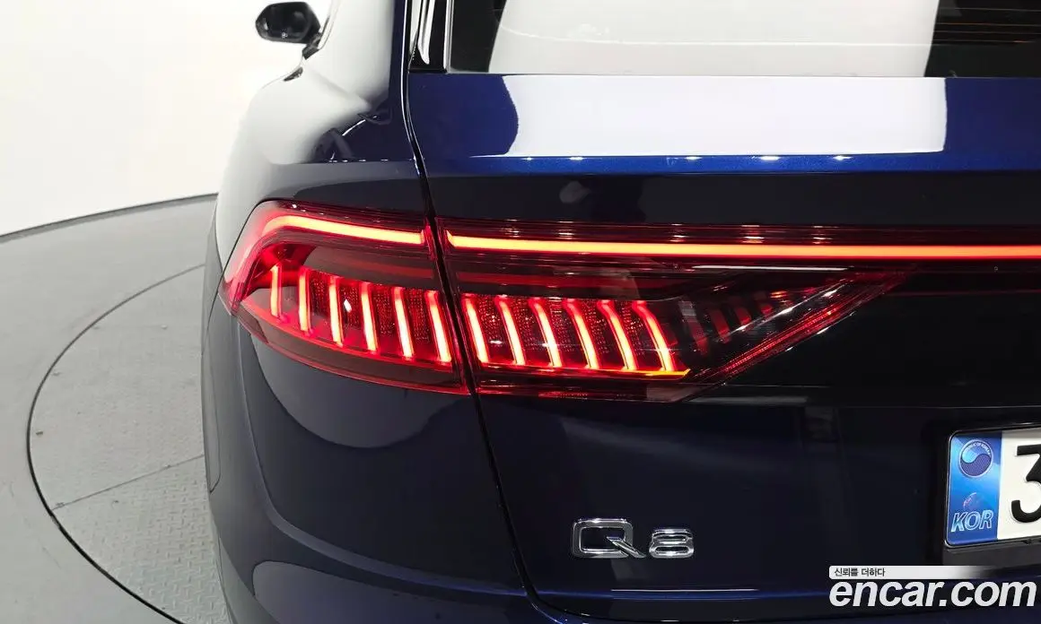 Audi Q8 2023 3.0 автомат (гидро), фото 9