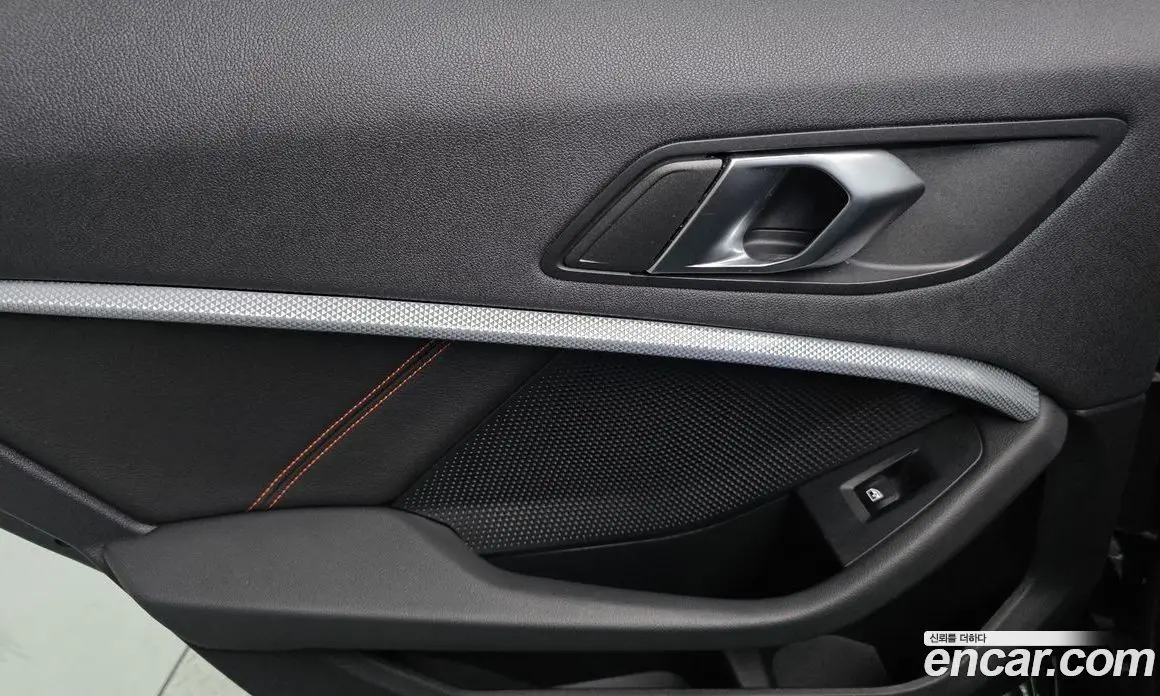 BMW 1 серия 2021 2.0 автомат (гидро), фото 15