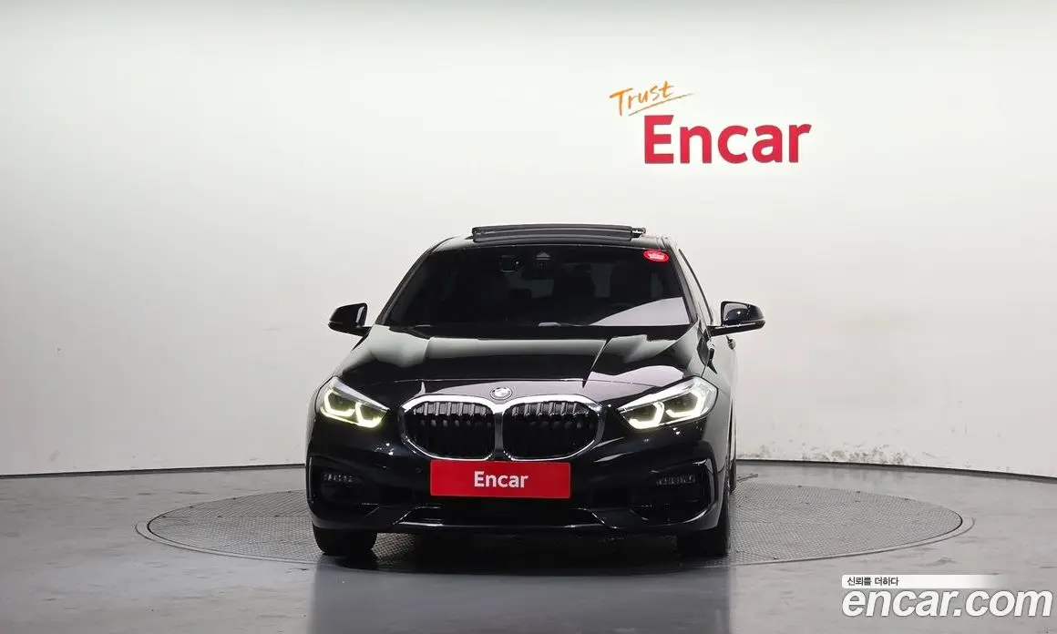 BMW 1 серия 2021 2.0 автомат (гидро), фото 3