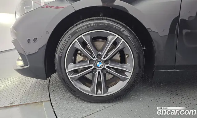 BMW 1 серия 2021 2.0 автомат (гидро), миниатюра 5
