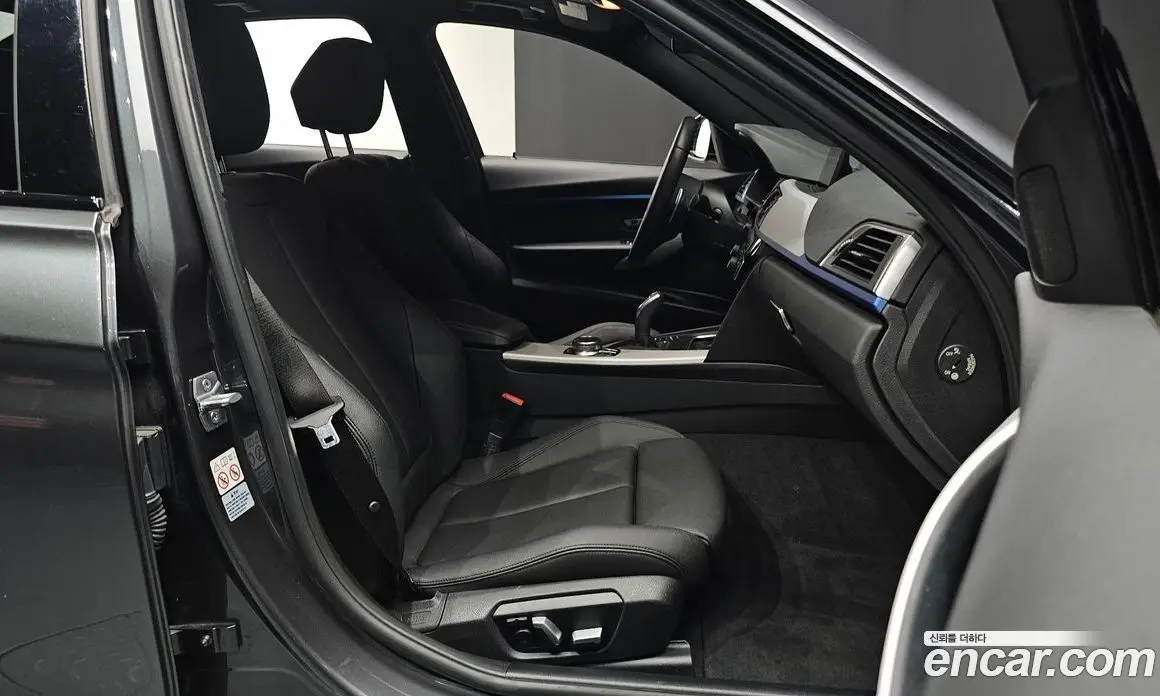BMW 3 серия 2018 2.0 автомат (гидро), фото 12 BMW 3 серия 2018 2.0 автомат (гидро), фото 12