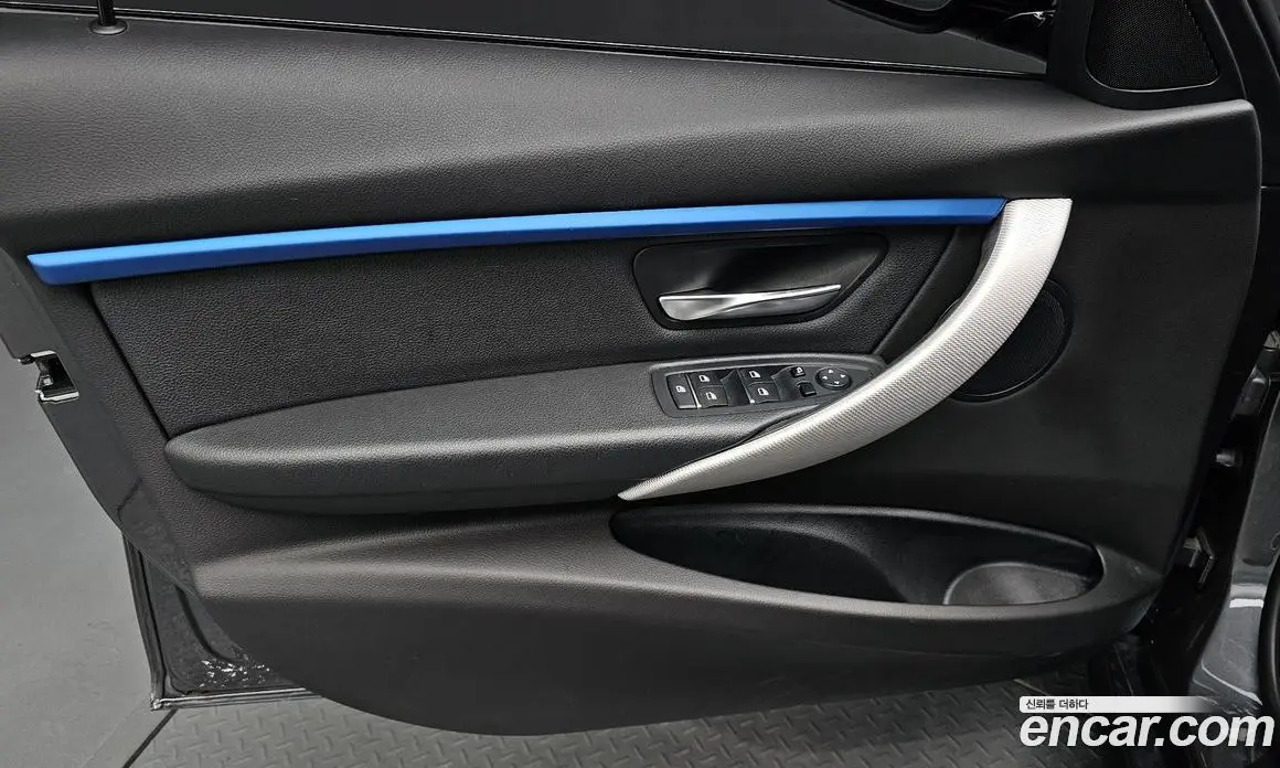 BMW 3 серия 2018 2.0 автомат (гидро), фото 13 BMW 3 серия 2018 2.0 автомат (гидро), фото 13