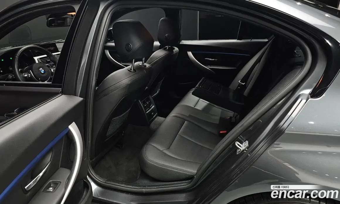 BMW 3 серия 2018 2.0 автомат (гидро), фото 17 BMW 3 серия 2018 2.0 автомат (гидро), фото 17