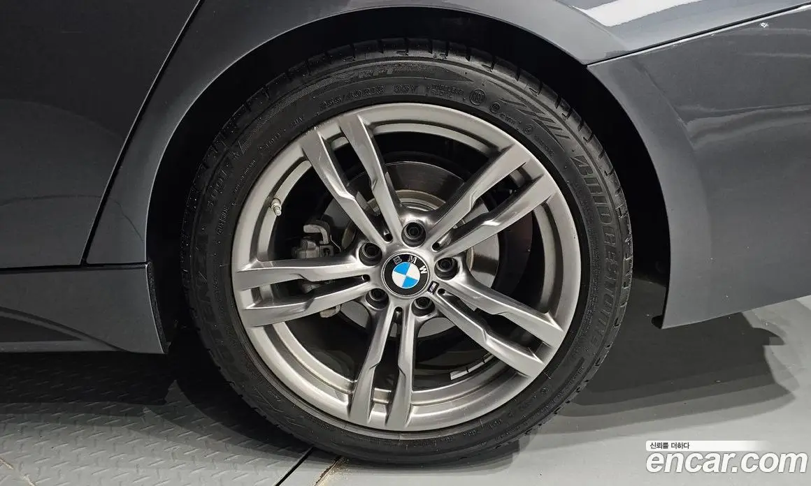 BMW 3 серия 2018 2.0 автомат (гидро), фото 6 BMW 3 серия 2018 2.0 автомат (гидро), фото 6