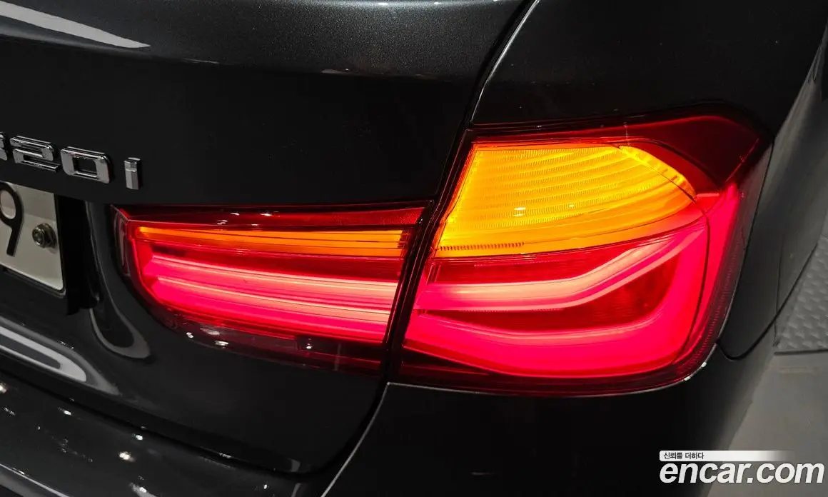 BMW 3 серия 2018 2.0 автомат (гидро), фото 8 BMW 3 серия 2018 2.0 автомат (гидро), фото 8