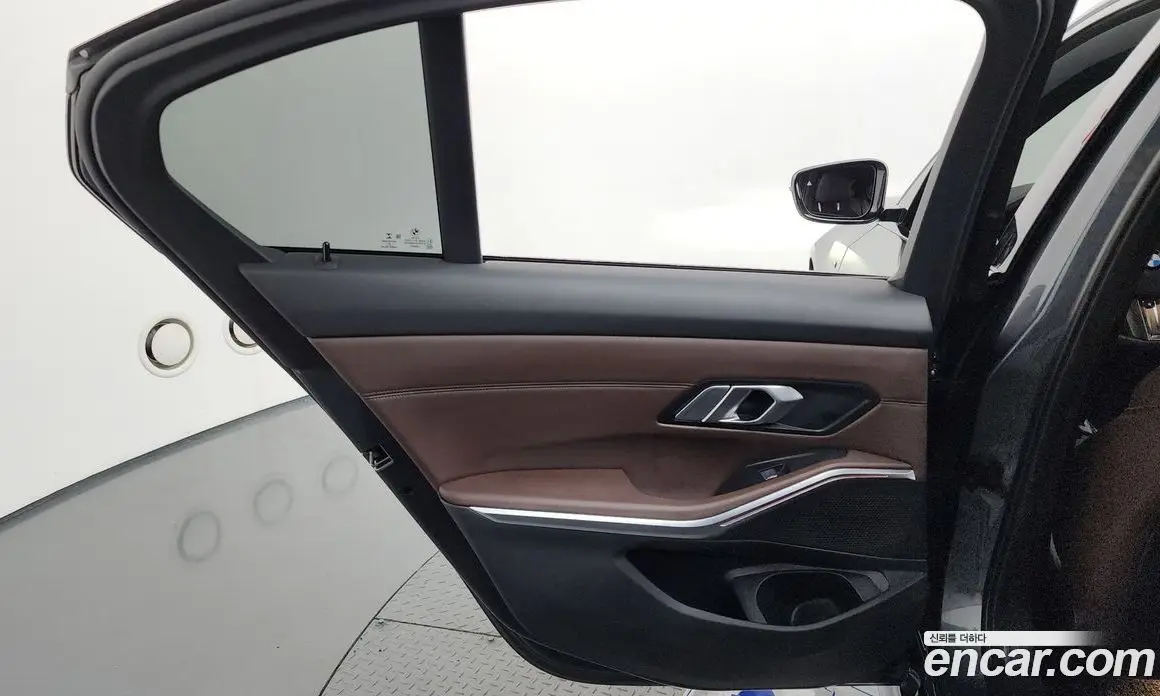 BMW 3 серия 2021 2.0 автомат (гидро), фото 15
