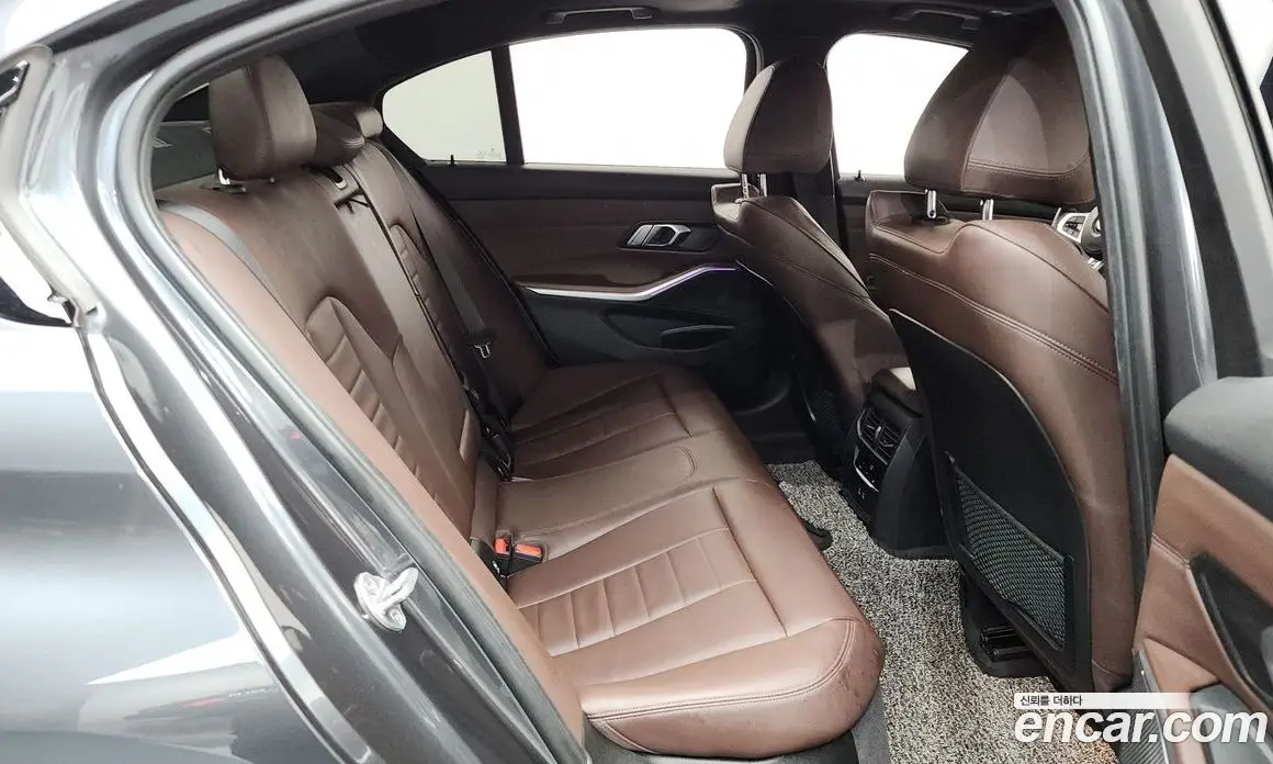 BMW 3 серия 2021 2.0 автомат (гидро), фото 17