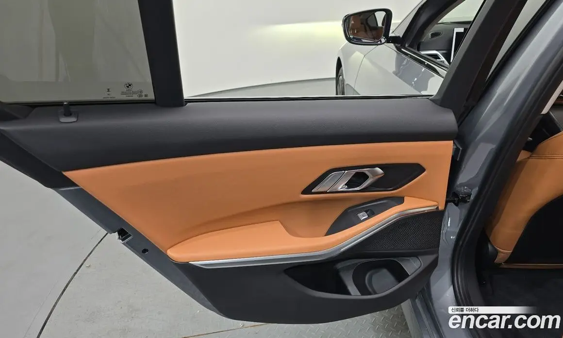 BMW 3 серия 2025 2.0 автомат (гидро), фото 15 BMW 3 серия 2025 2.0 автомат (гидро), фото 15