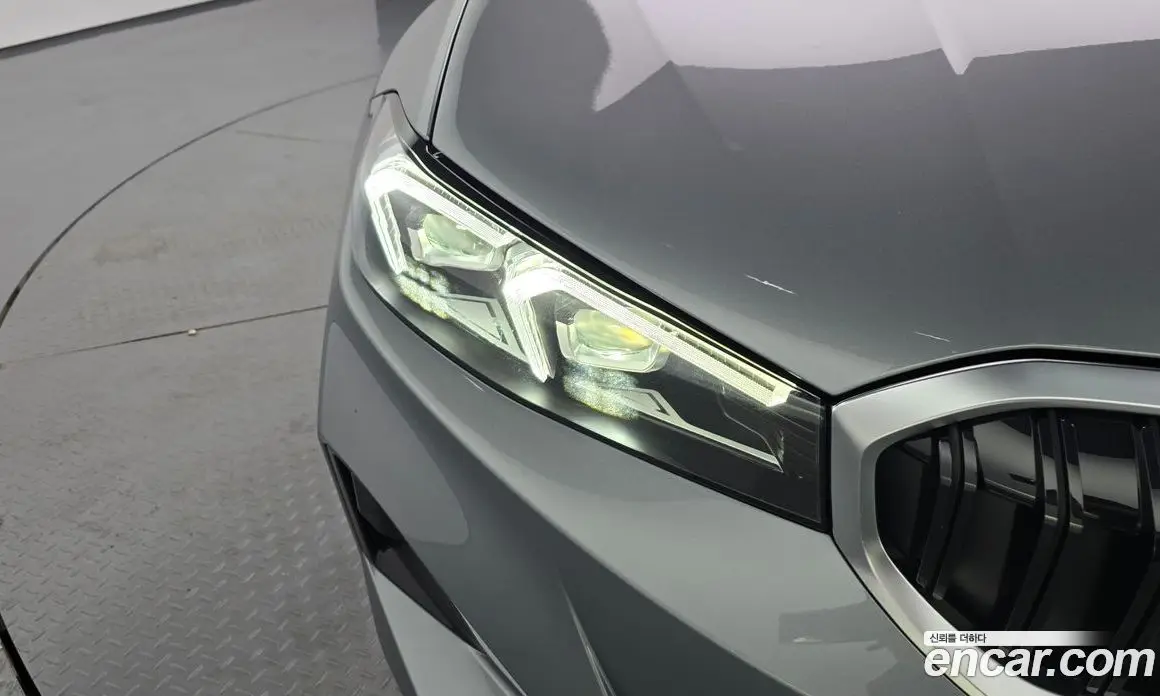 BMW 3 серия 2025 2.0 автомат (гидро), фото 8 BMW 3 серия 2025 2.0 автомат (гидро), фото 8