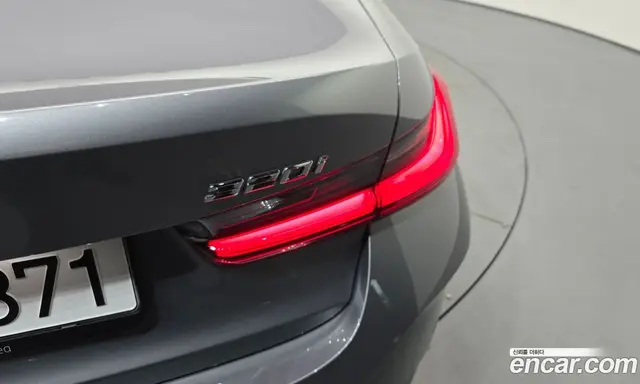 BMW 3 серия 2025 2.0 автомат (гидро), миниатюра 9 BMW 3 серия 2025 2.0 автомат (гидро), миниатюра 9