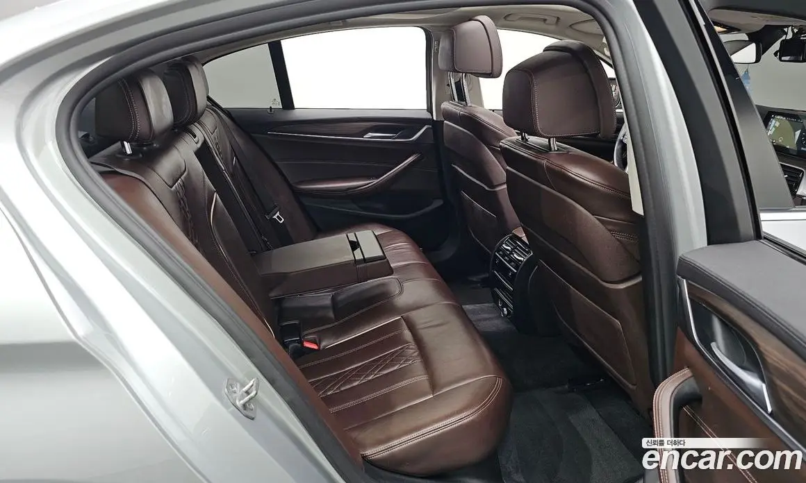 BMW 5 серия 2018 2.0 автомат (гидро), фото 17
