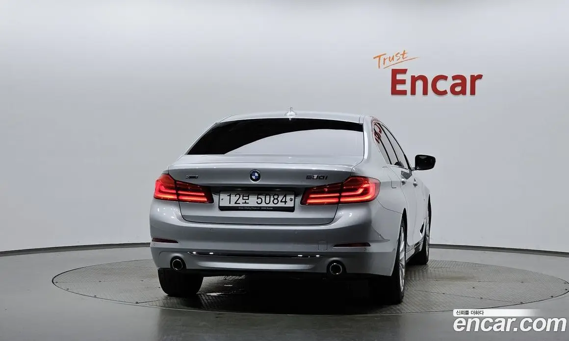 BMW 5 серия 2018 2.0 автомат (гидро), фото 3