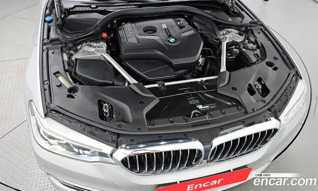 BMW 5 серия 2018 2.0 автомат (гидро), миниатюра 5