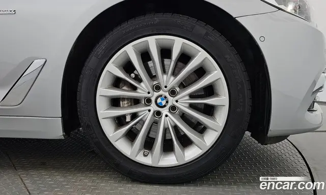 BMW 5 серия 2018 2.0 автомат (гидро), миниатюра 6