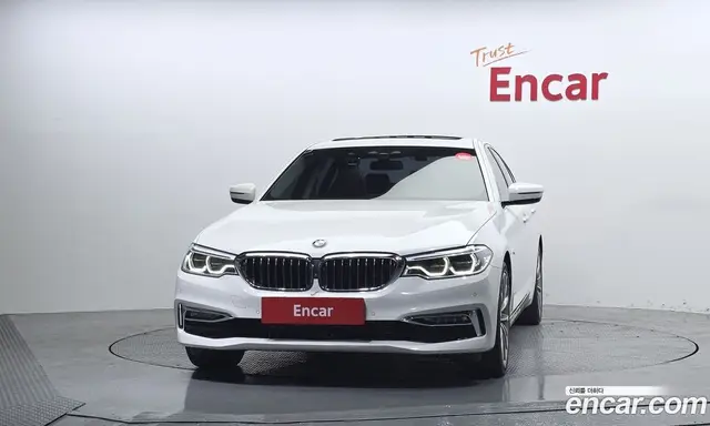 BMW 5 серия 2018 3.0 автомат (гидро), миниатюра 3