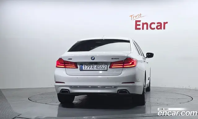 BMW 5 серия 2018 3.0 автомат (гидро), миниатюра 4