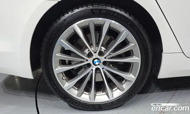 BMW 5 серия 2018 3.0 автомат (гидро), миниатюра 5