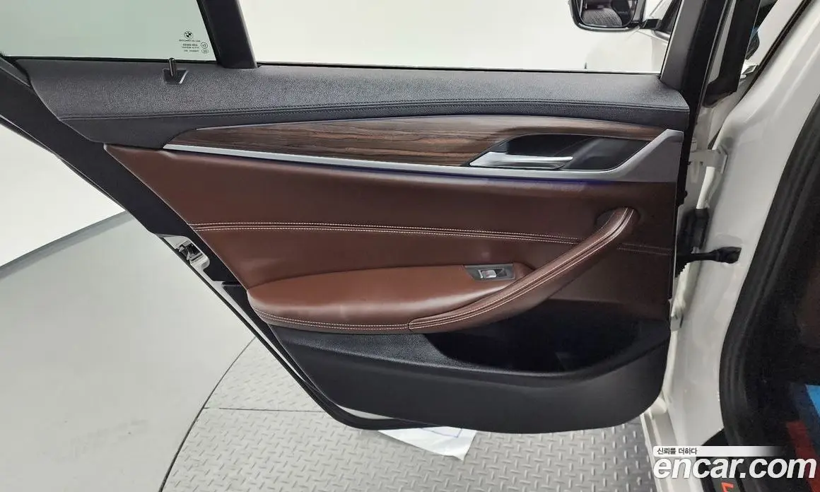 BMW 5 серия 2019 2.0 автомат (гидро), фото 15