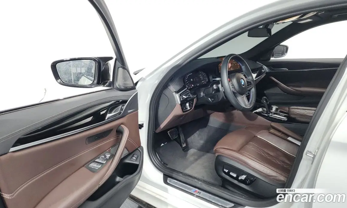 BMW 5 серия 2022 2.0 автомат (гидро), фото 13