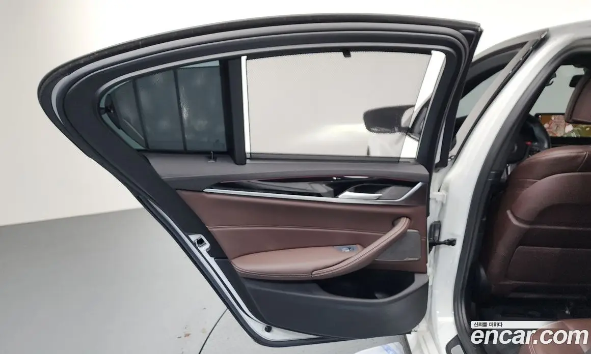 BMW 5 серия 2022 2.0 автомат (гидро), фото 15