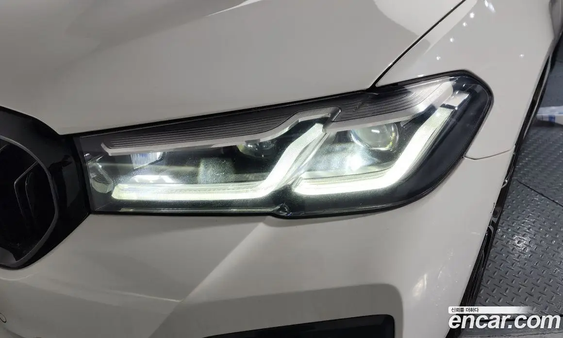 BMW 5 серия 2022 2.0 автомат (гидро), фото 8