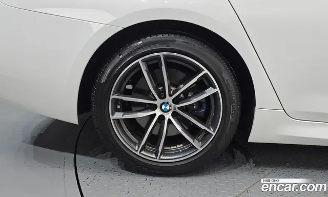BMW 5 серия 2023 2.0 автомат (гидро), миниатюра 5 BMW 5 серия 2023 2.0 автомат (гидро), миниатюра 5