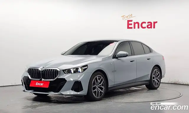 BMW 5 серия, 2025, 19 993 км