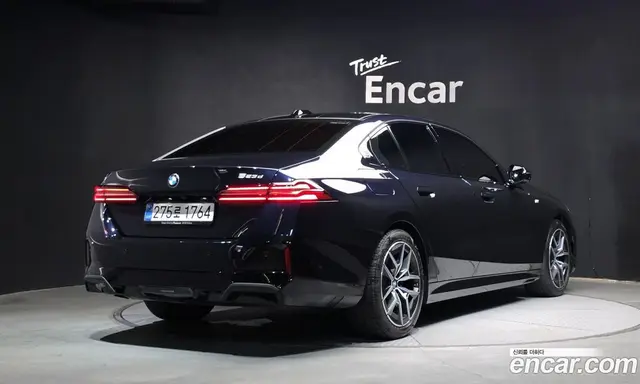 BMW 5 серия 2025 2.0 автомат (гидро), миниатюра 2