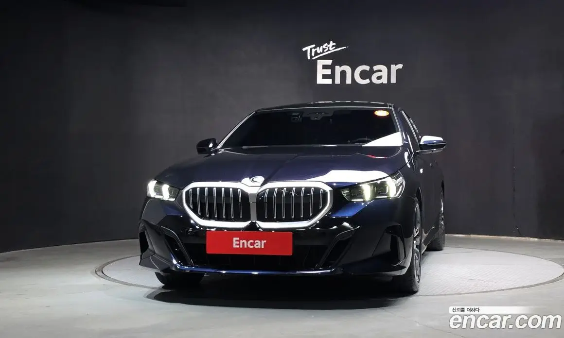 BMW 5 серия 2025 2.0 автомат (гидро), фото 3