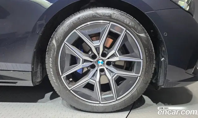 BMW 5 серия 2025 2.0 автомат (гидро), миниатюра 7