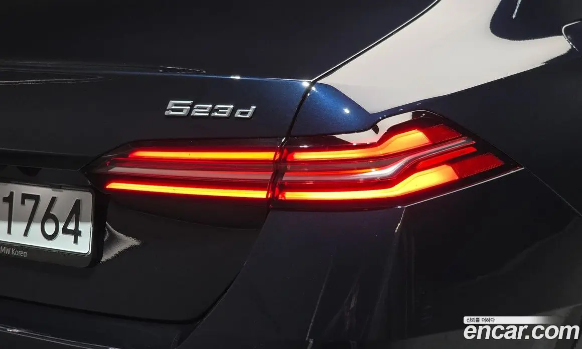BMW 5 серия 2025 2.0 автомат (гидро), фото 9