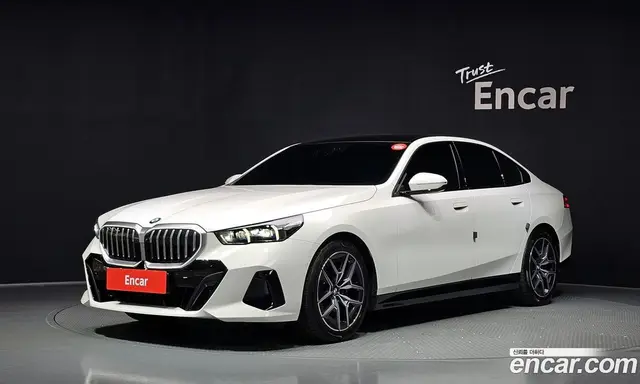 BMW 5 серия, 2026, 6 935 км